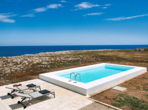 Luxury Holiday Home in Portopalo di Capo Passero with Pool Portopalo Di Capo Passero